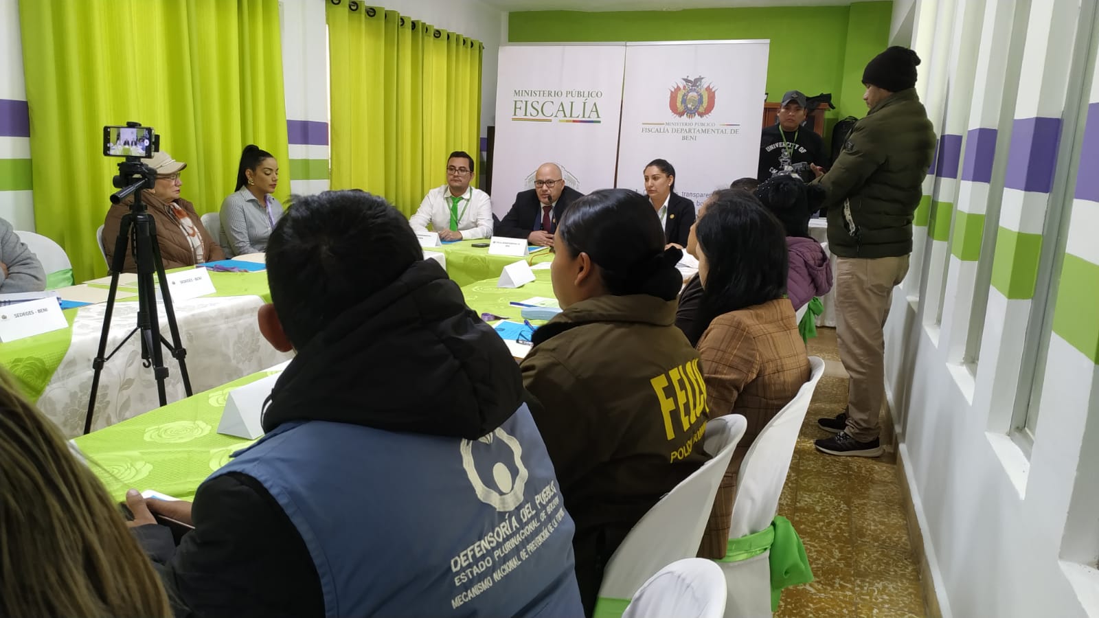 BENI FORTALECE ACCIONES CONJUNTAS EN LA MESA DEPARTAMENTAL DE LUCHA CONTRA LA VIOLENCIA EN RAZÓN DE GÉNERO 2025