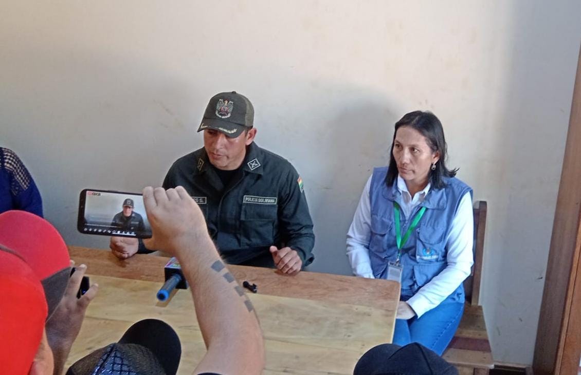 DEFENSORÍA DEL PUEBLO IMPULSA TERCERA VERSIÓN DEL PROGRAMA “LIBROS POR REJAS” EN EL CENTRO DE REINSERCIÓN PRODUCTIVA DE RIBERALTA