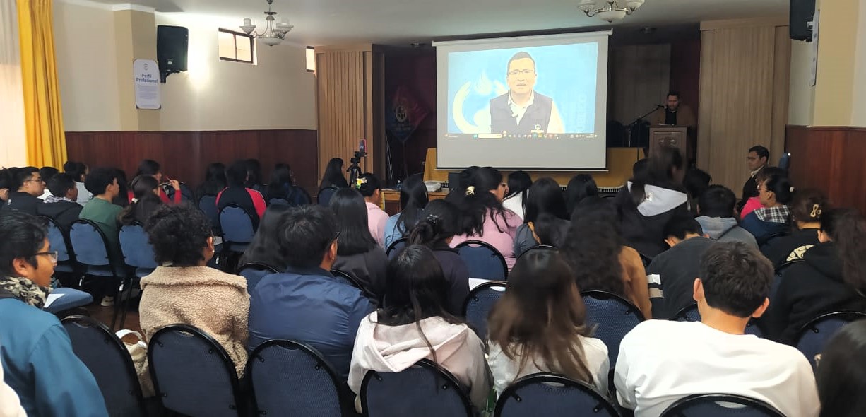 Defensoría del Pueblo sensibiliza a 123 estudiantes de la ciudad de Sucre en temáticas vinculadas a los Derechos Humanos