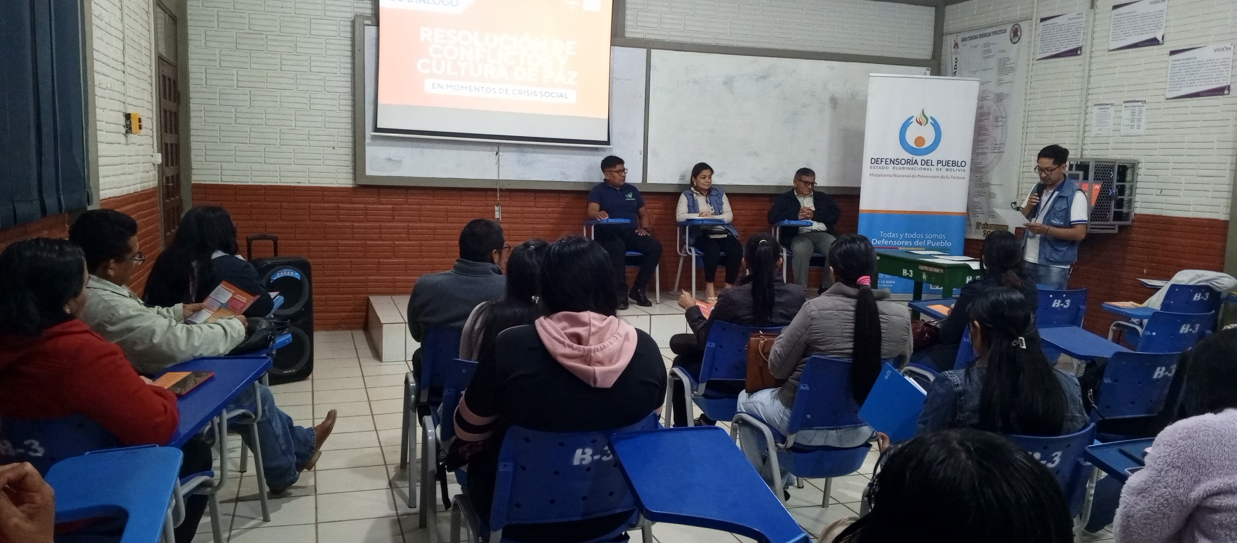 EN PANDO DEFENSORÍA DEL PUEBLO IMPULSA DIÁLOGO REFLEXIVO SOBRE CONFLICTIVIDAD Y CULTURA DE PAZ, CON LA COMUNIDAD UNIVERSITARIA