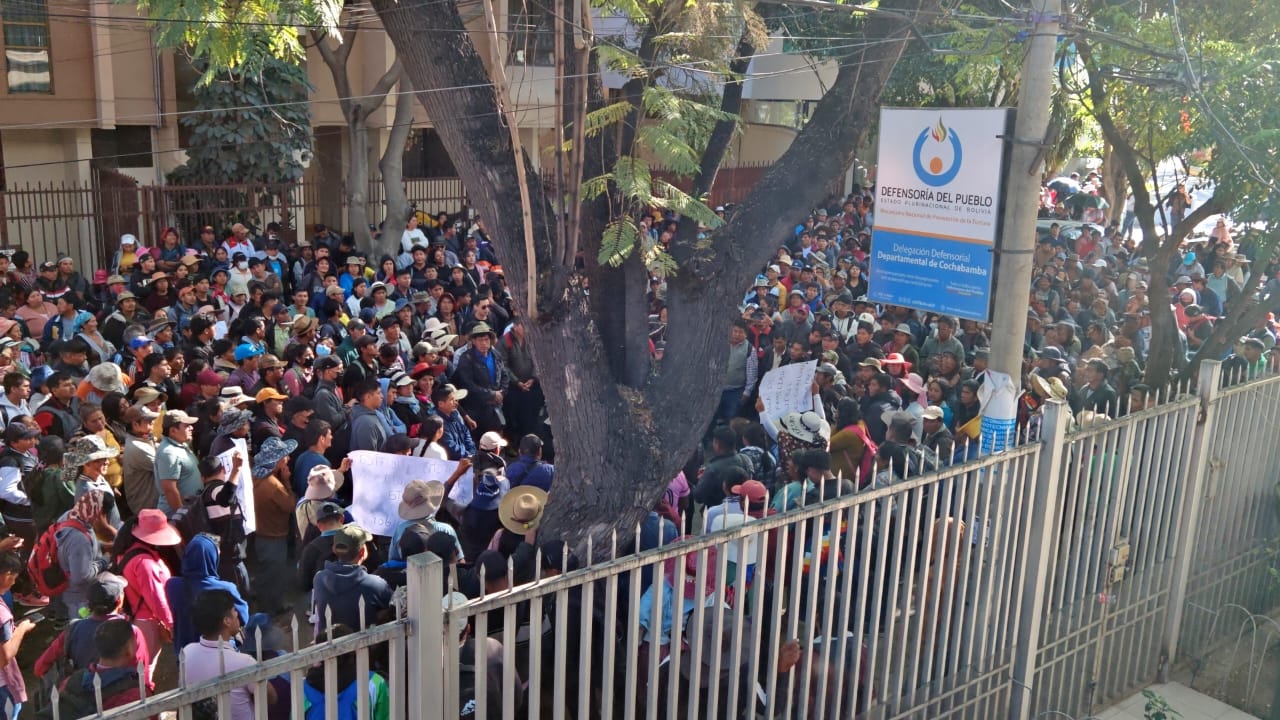 DEFENSOR DEL PUEBLO DENUNCIA HOSTIGAMIENTO A LA DELEGACIÓN DEFENSORIAL DEPARTAMENTAL DE COCHABAMBA COMO UN ATAQUE A LA DEFENSA DE LOS DERECHOS HUMANOS.