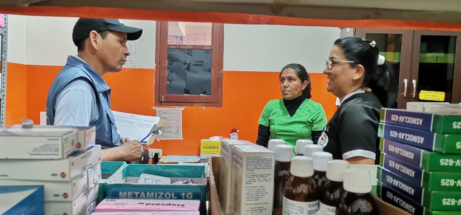 DEFENSORÍA DEL PUEBLO VERIFICA AUSENCIA DE COMPLEMENTO NUTRICIONAL CARMELO EN CENTRO DE SALUD DE YACUIBA