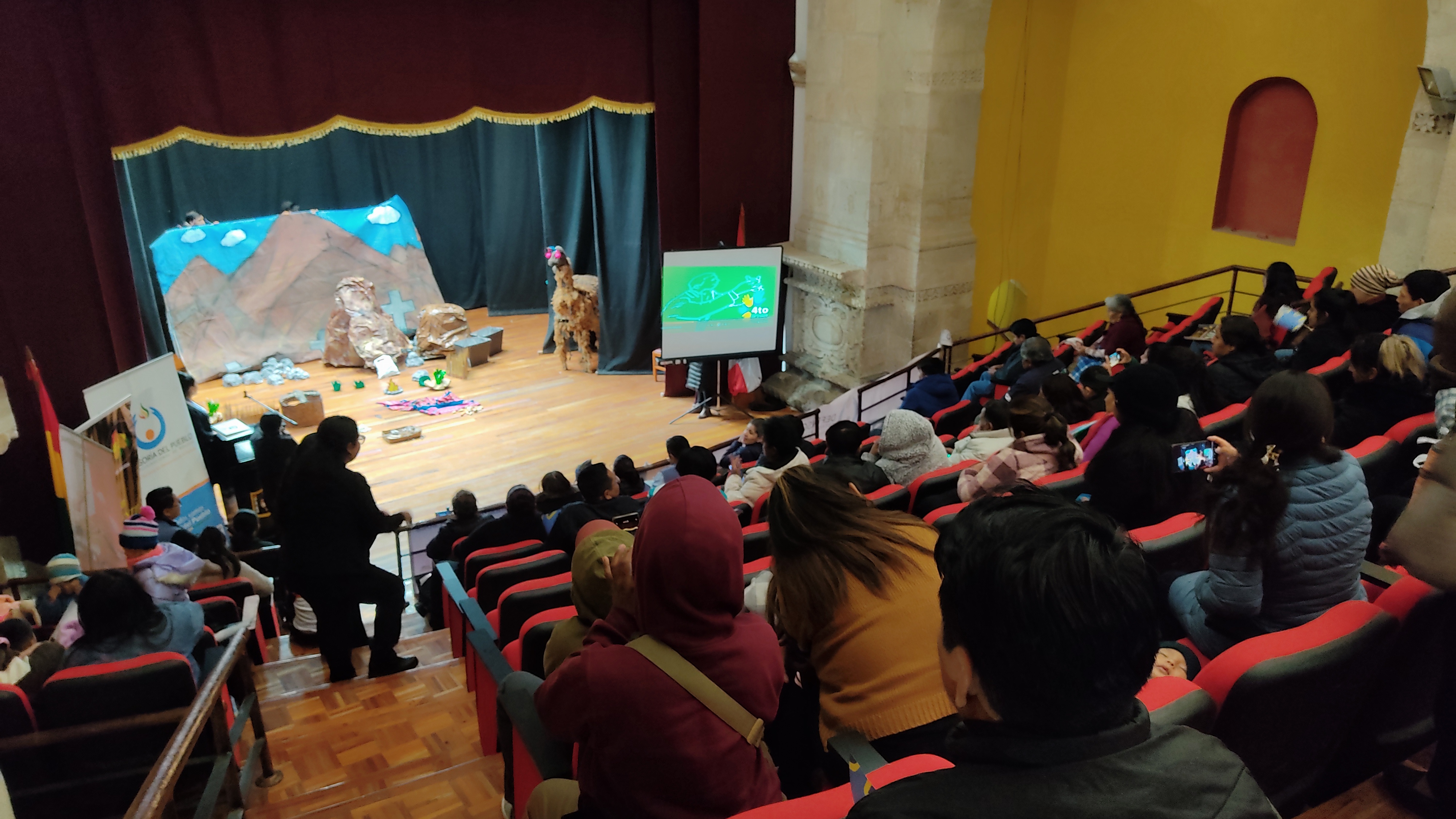 DEFENSORÍA DEL PUEBLO Y FEBOS REAFIRMAN COMPROMISO POR LA INCLUSIÓN EFECTIVA DE LA COMUNIDAD SORDA EN ENCUENTRO NACIONAL REALIZADO EN POTOSÍ