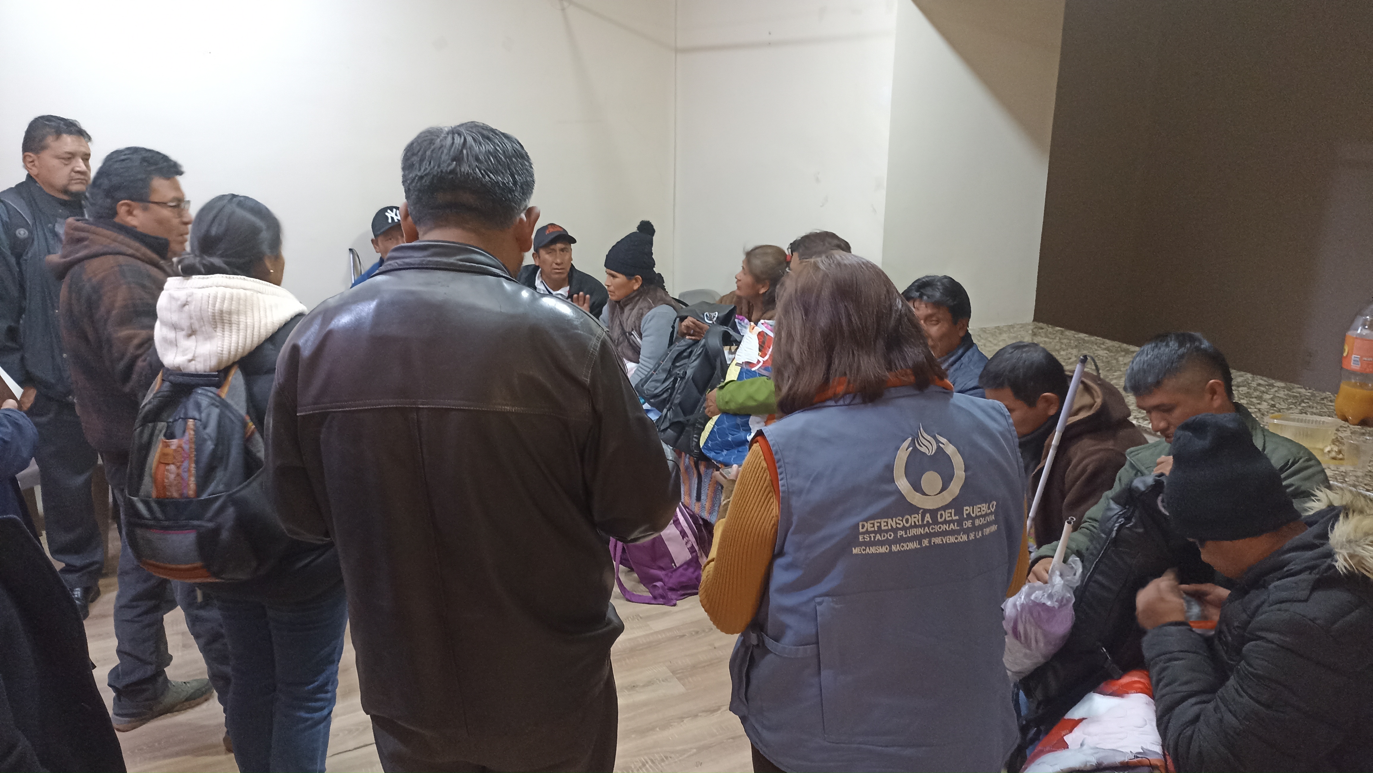 PERSONAS CON DISCAPACIDAD VISUAL Y AUTORIDADES DE GOBIERNO SUSCRIBEN ACUERDO DE INSERCIÓN LABORAL EN DIÁLOGO PROMOVIDO POR LA DEFENSORÍA DEL PUEBLO