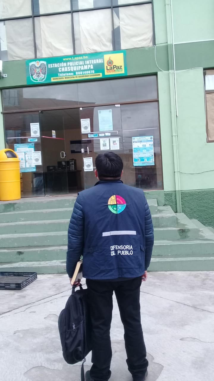 Defensoría del Pueblo exige a las autoridades policiales y judiciales esclarecer el deceso de una mujer en celdas de la EPI de Chasquipampa