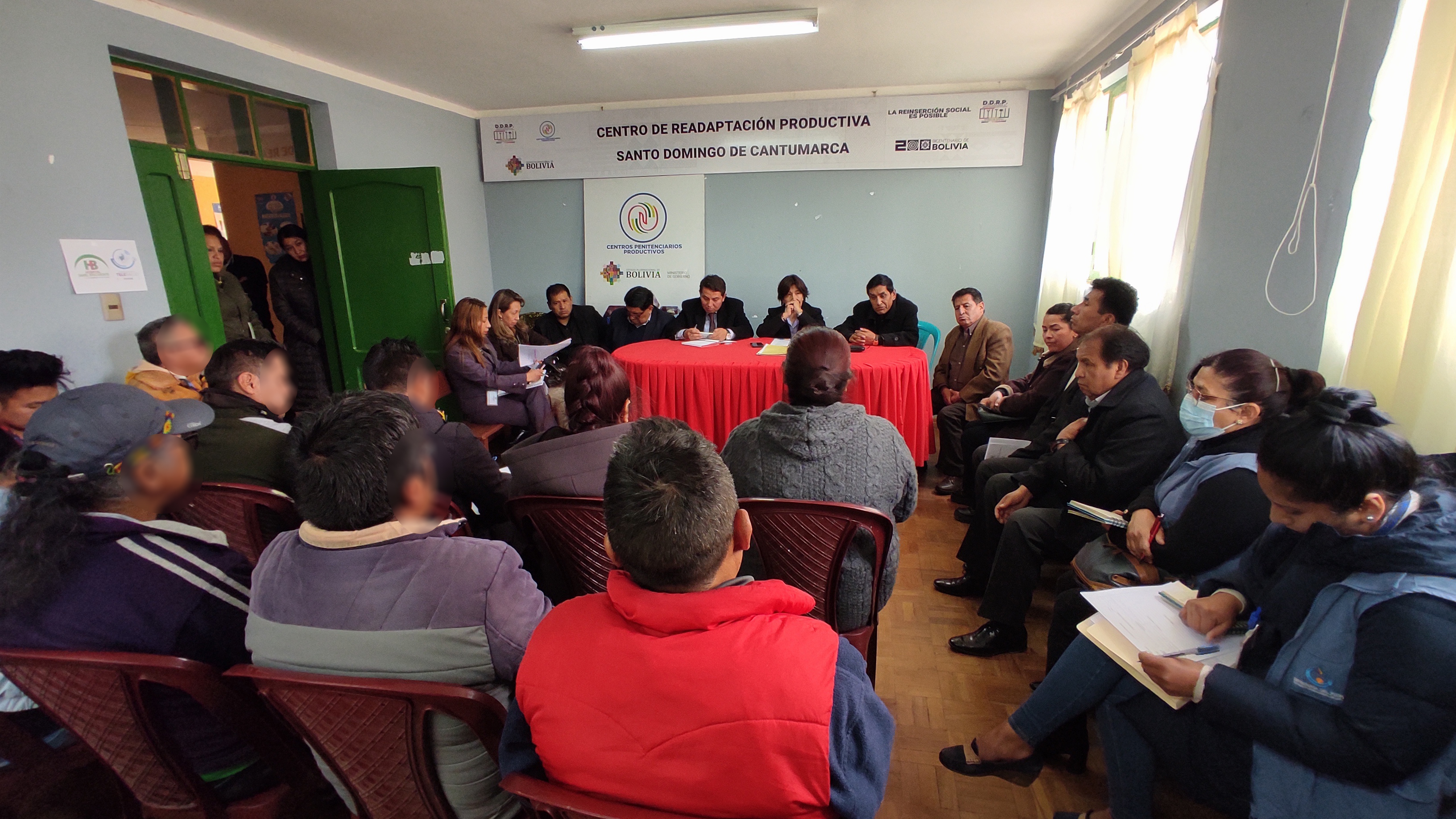 DEFENSORÍA DEL PUEBLO ACOMPAÑA EN DIÁLOGO EN CONFLICTO PENITENCIARIO EN CANTUMARCA Y REALIZA SEGUIMIENTOS A ACUERDOS