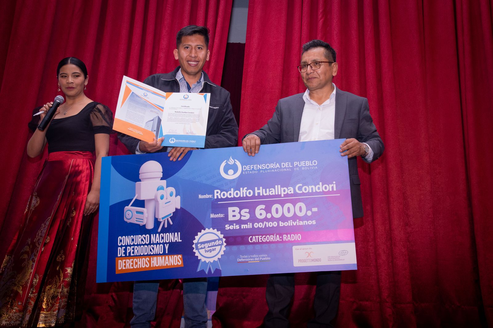 EN EL 77º ANIVERSARIO DE LA DECLARACIÓN UNIVERSAL DE LOS DD.HH., LA DEFENSORÍA DEL PUEBLO Y PROGETTOMONDO RECONOCEN A PERIODISMO SOBRE JÓVENES PRIVADOS DE LIBERTAD