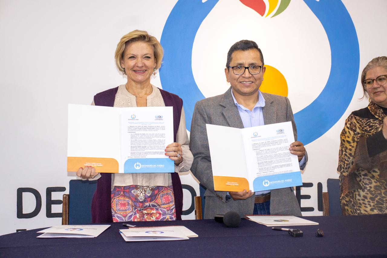 DEFENSORÍA DEL PUEBLO Y CEAE FIRMAN MEMORANDO DE ENTENDIMIENTO PARA RESGUARDAR DERECHOS HUMANOS EN PROCESOS ELECTORALES