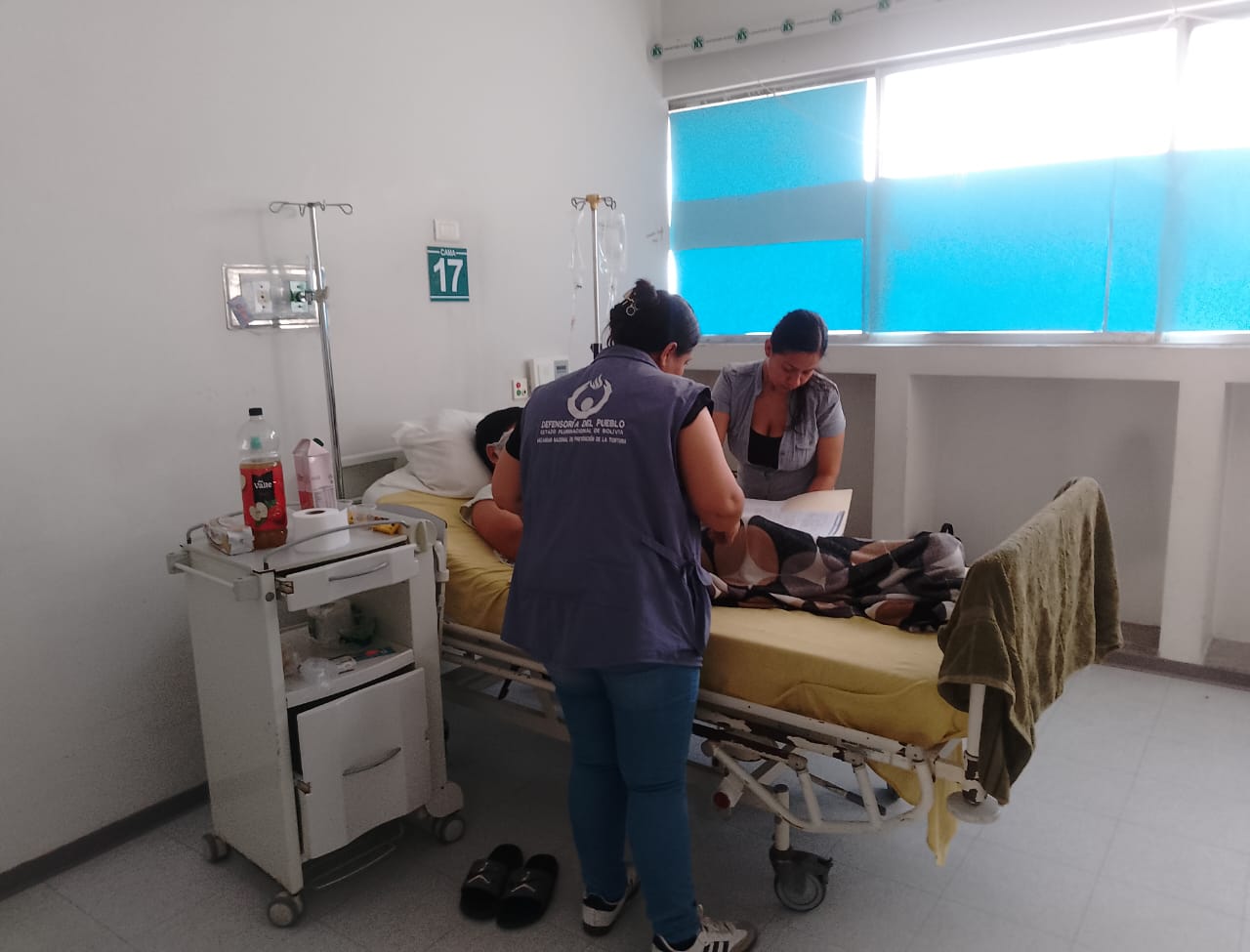 DEFENSORÍA DEL PUEBLO INVESTIGA CIRCUNSTANCIAS EN LAS QUE BOMBEROS SUFRIERON GRAVES HERIDAS AL SOFOCAR UN INCENDIO EN UN SILO.