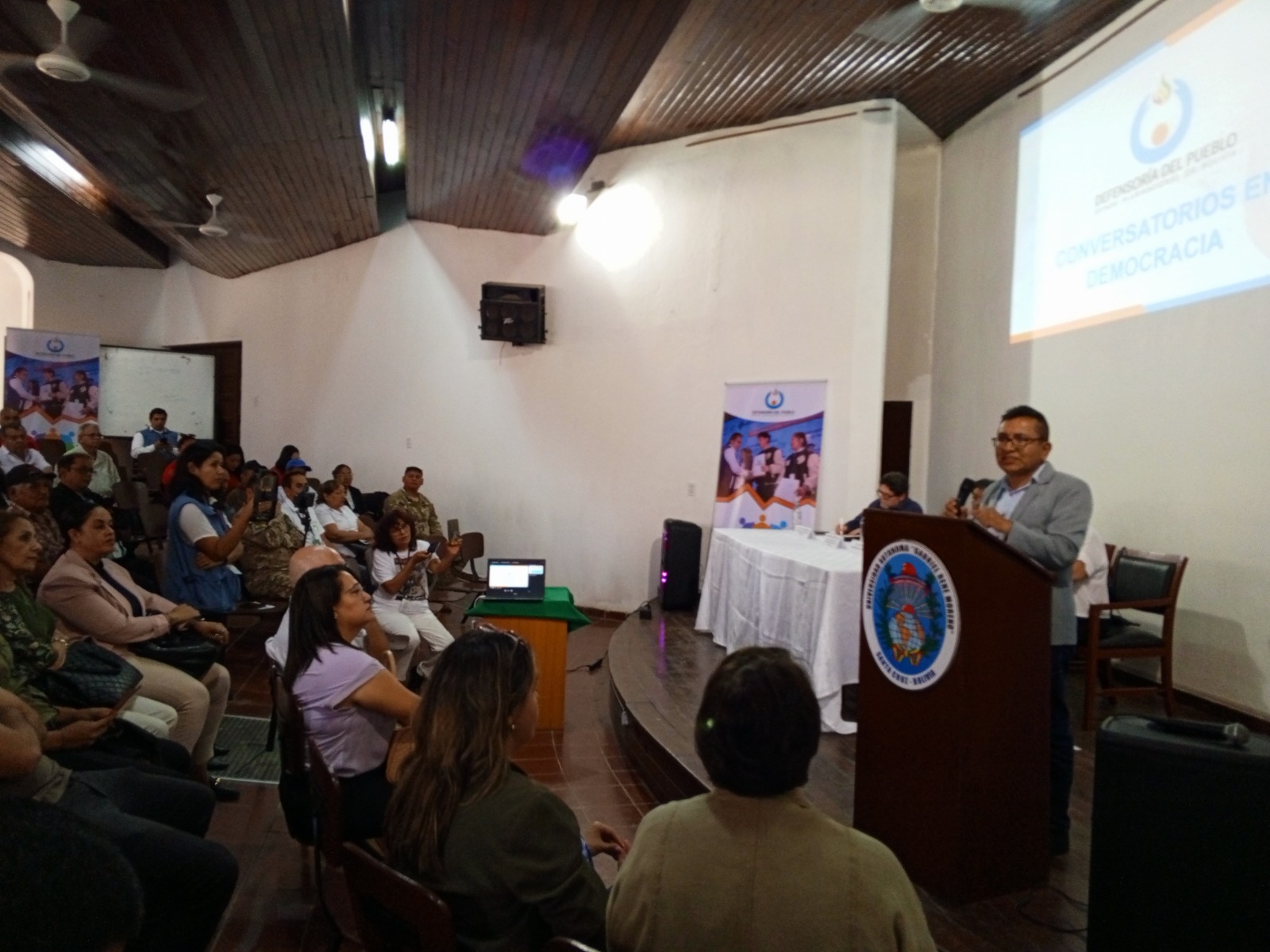 EL DEFENSOR DEL PUEBLO LLAMA A INSTITUCIONES CRUCEÑAS A CONSOLIDAR LAS ELECCIONES GENERALES COMO ÚNICA VÍA DEMOCRÁTICA PARA TRANSITAR LA CRISIS