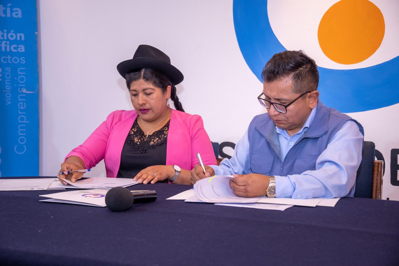 LUCHA CONTRA EL RACISMO Y DISCRIMINACIÓN SE FORTALECE CON LA FIRMA DE CONVENIO MARCO ENTRE LA DEFENSORÍA DEL PUEBLO Y EL MINISTERIO DE CULTURAS