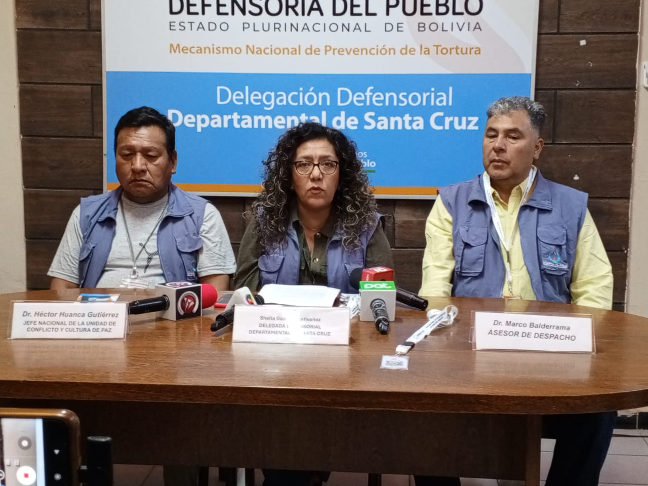 DEFENSORIA DEL PUEBLO EN SANTA CRUZ DESPLIEGA MAS DE 100 MONITORES DEFENSORIALES ELECTORALES EN 21 MUNICIPIOS CRUCEÑOS.