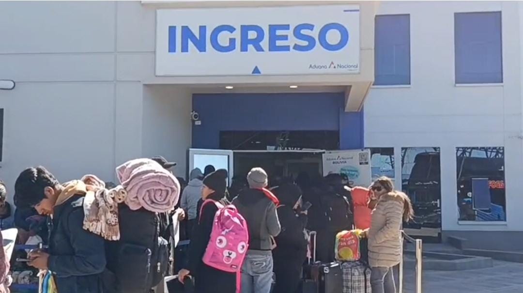 DEFENSORÍA DEL PUEBLO RECOMIENDA A MIGRANTES APOSTILLAR AUTORIZACIÓN DE VIAJES AL EXTERIOR