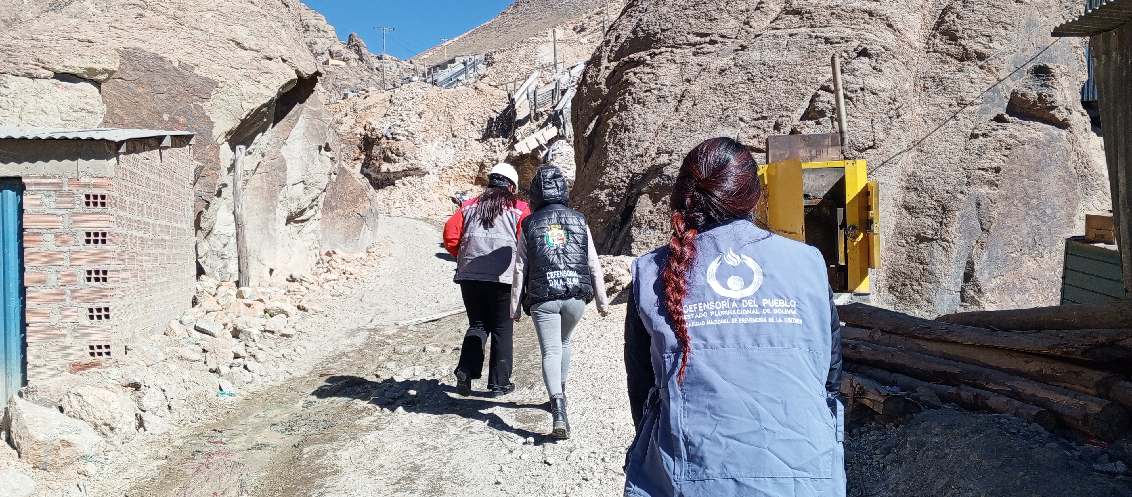 VERIFICATIVO DEFENSORÍAL EN PORCO IDENTIFICA A CUATRO ADOLESCENTES TRABAJANDO EN MINERÍA