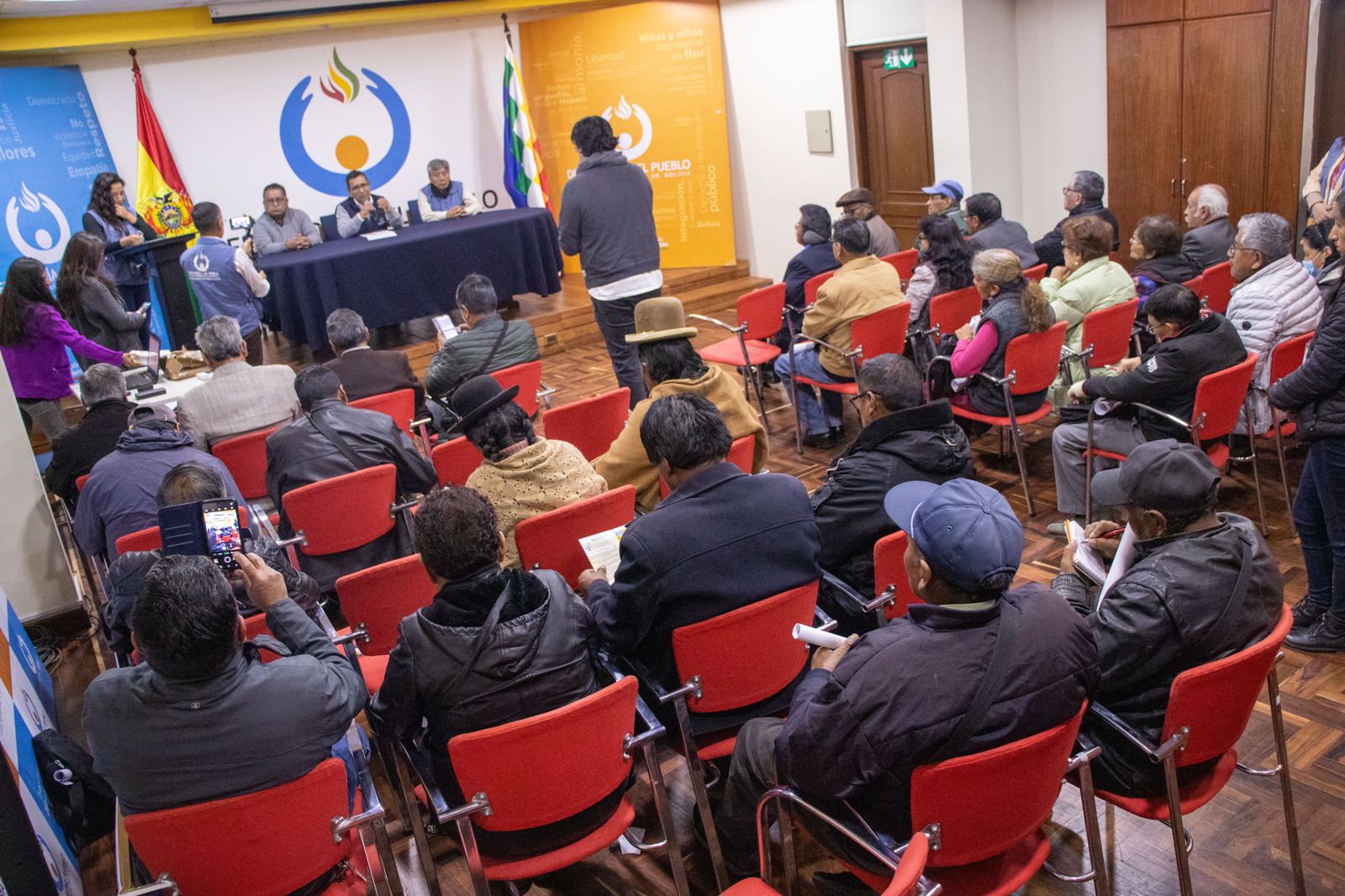 PERSONAS ADULTAS MAYORES RECIBEN INFORMACIÓN ELECTORAL EN TALLER IMPULSADO POR LA DEFENSORÍA DEL PUEBLO